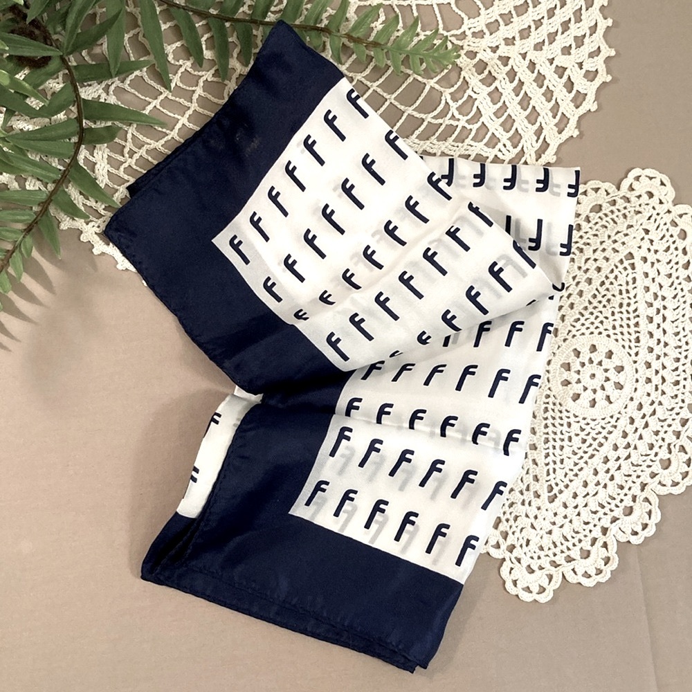 Vintage Lowercase f Design Scarf